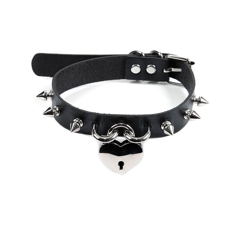 Black choker with Heart Lock and Spikes